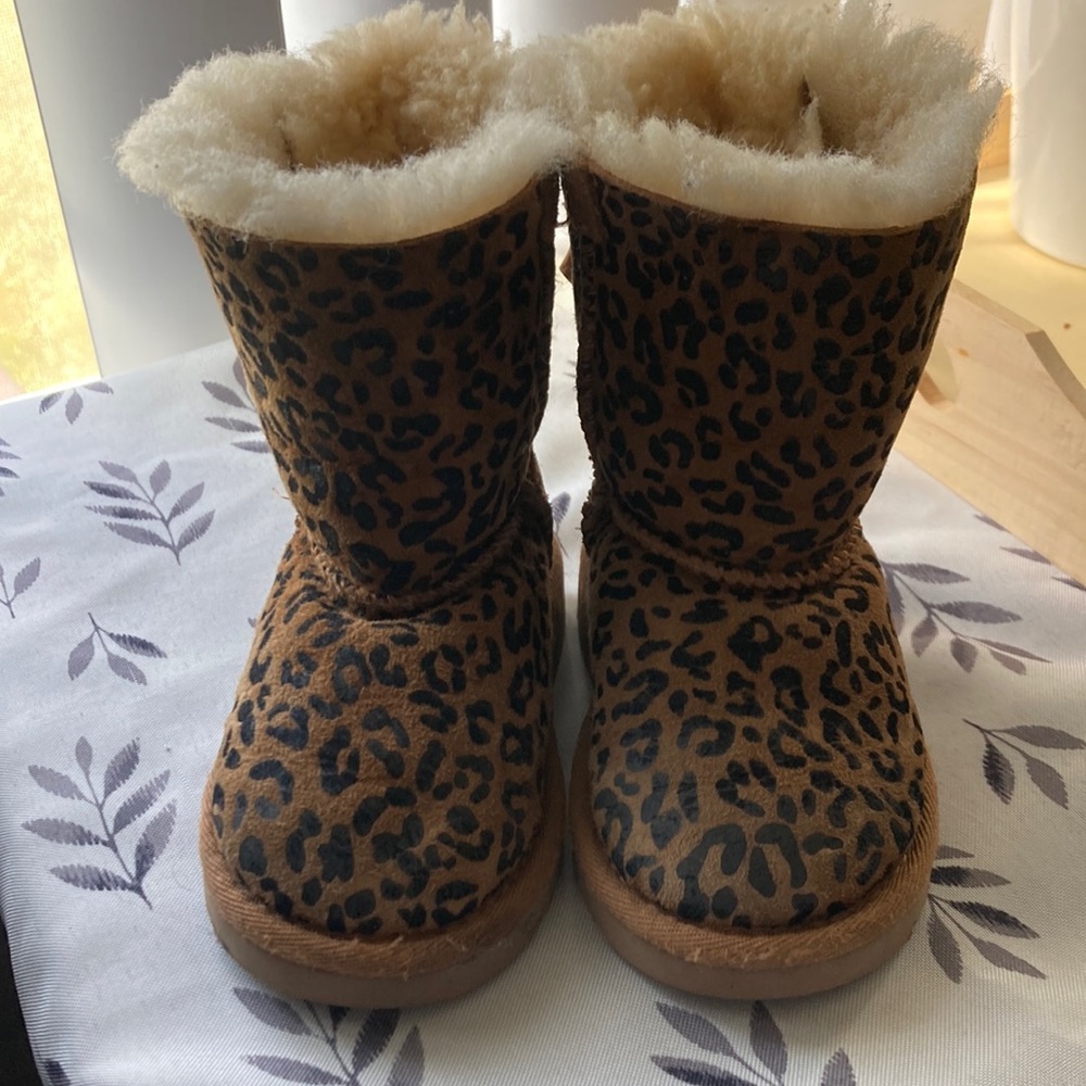 Toddler UGGS